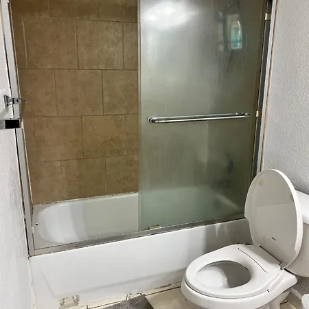 Lovely 1Bed,1Bath Condo With Free Parking Fresno Extérieur photo