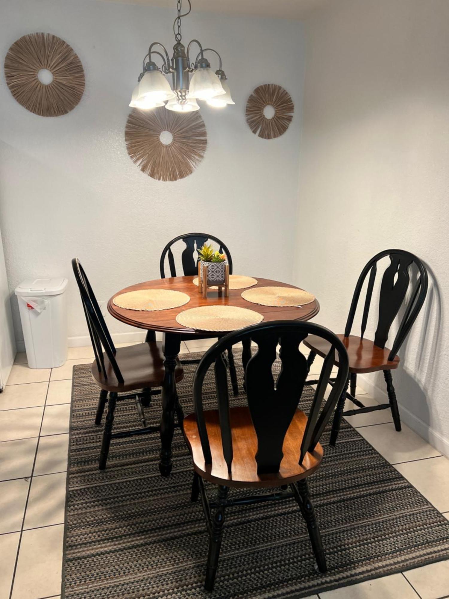 Lovely 1bed,1bath With Free Parking Appartement