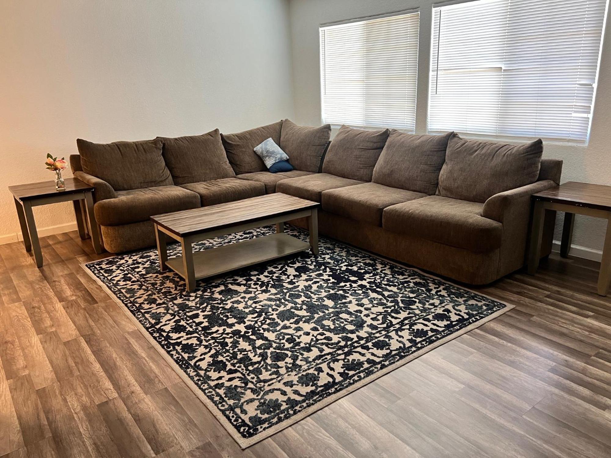 Appartement Lovely 1bed,1bath With Free Parking *